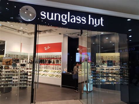 does Sunglass Hut price match